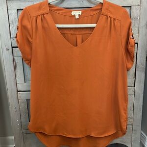 Lily White Women's Rust Top